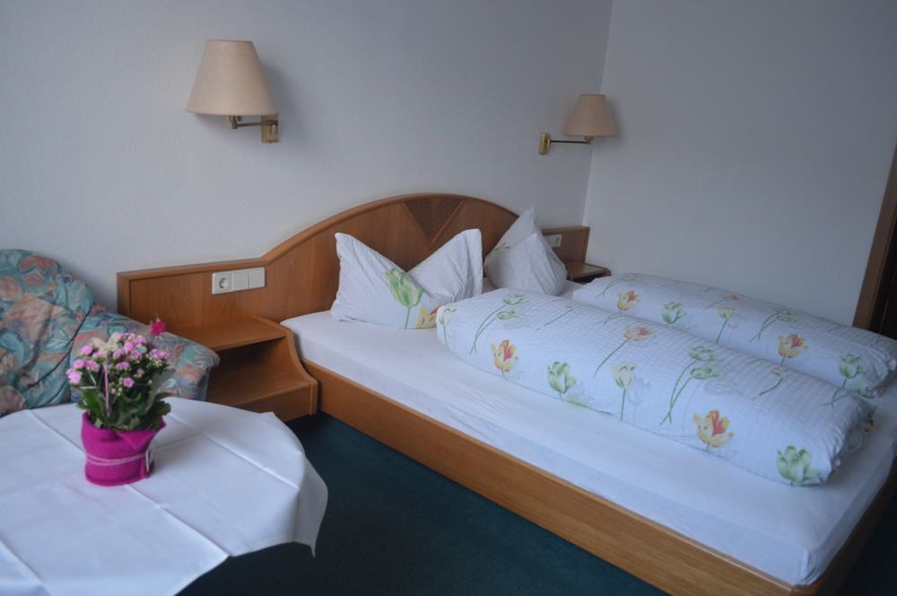 Garni Hotel Adler Post بيرسبرون المظهر الخارجي الصورة